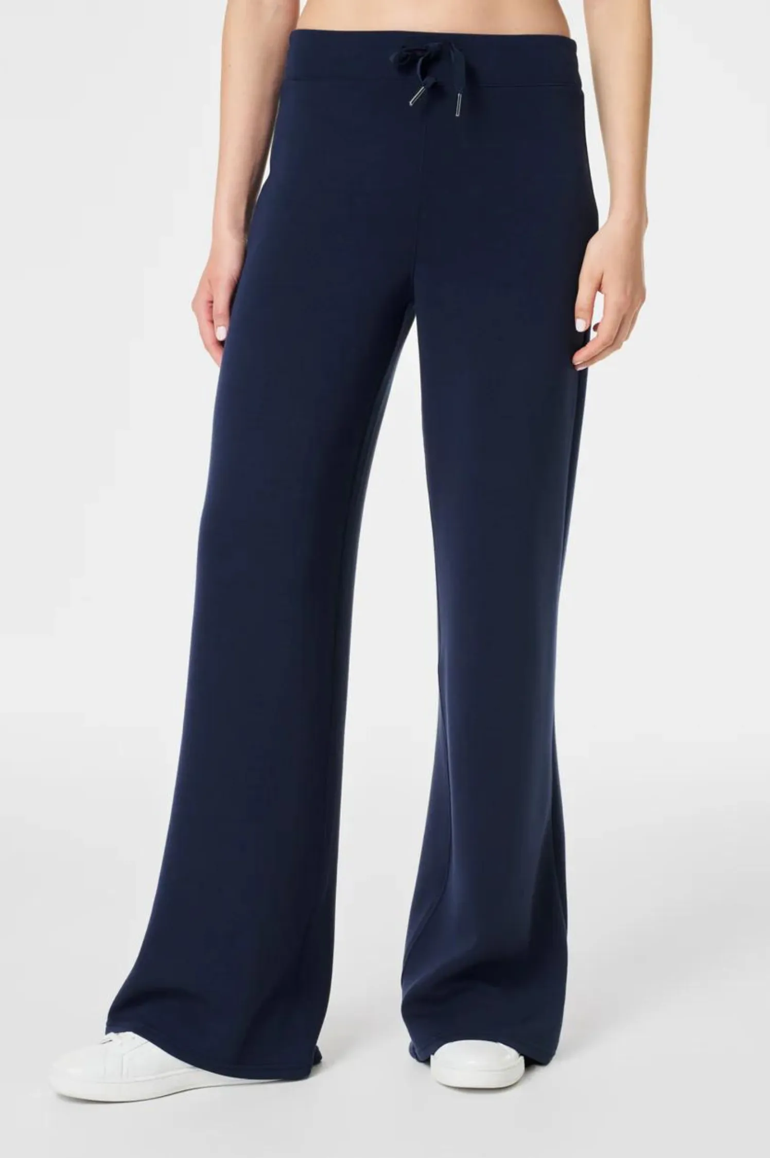 AirEssentials Wide Leg Pant