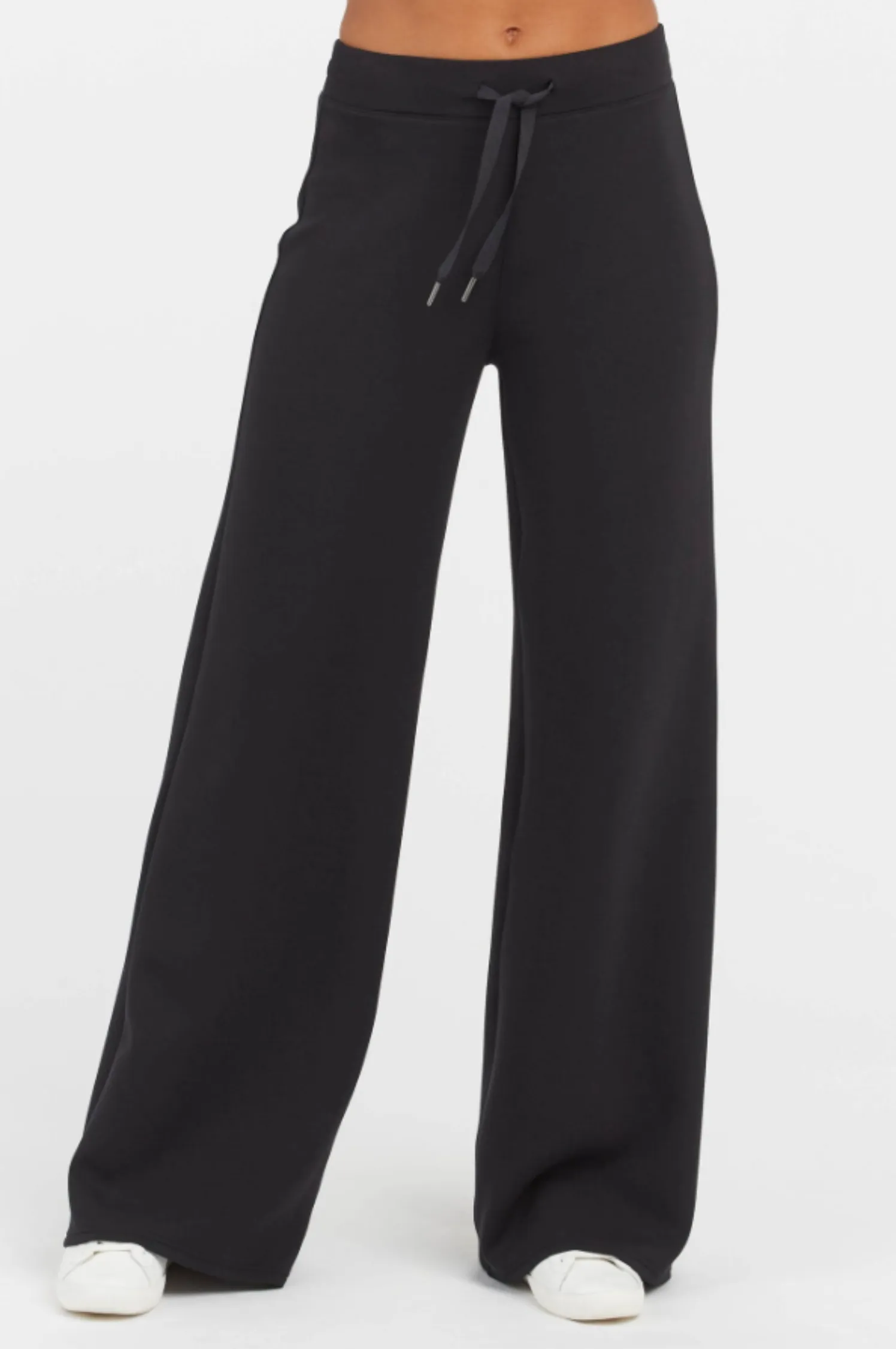 AirEssentials Wide Leg Pant