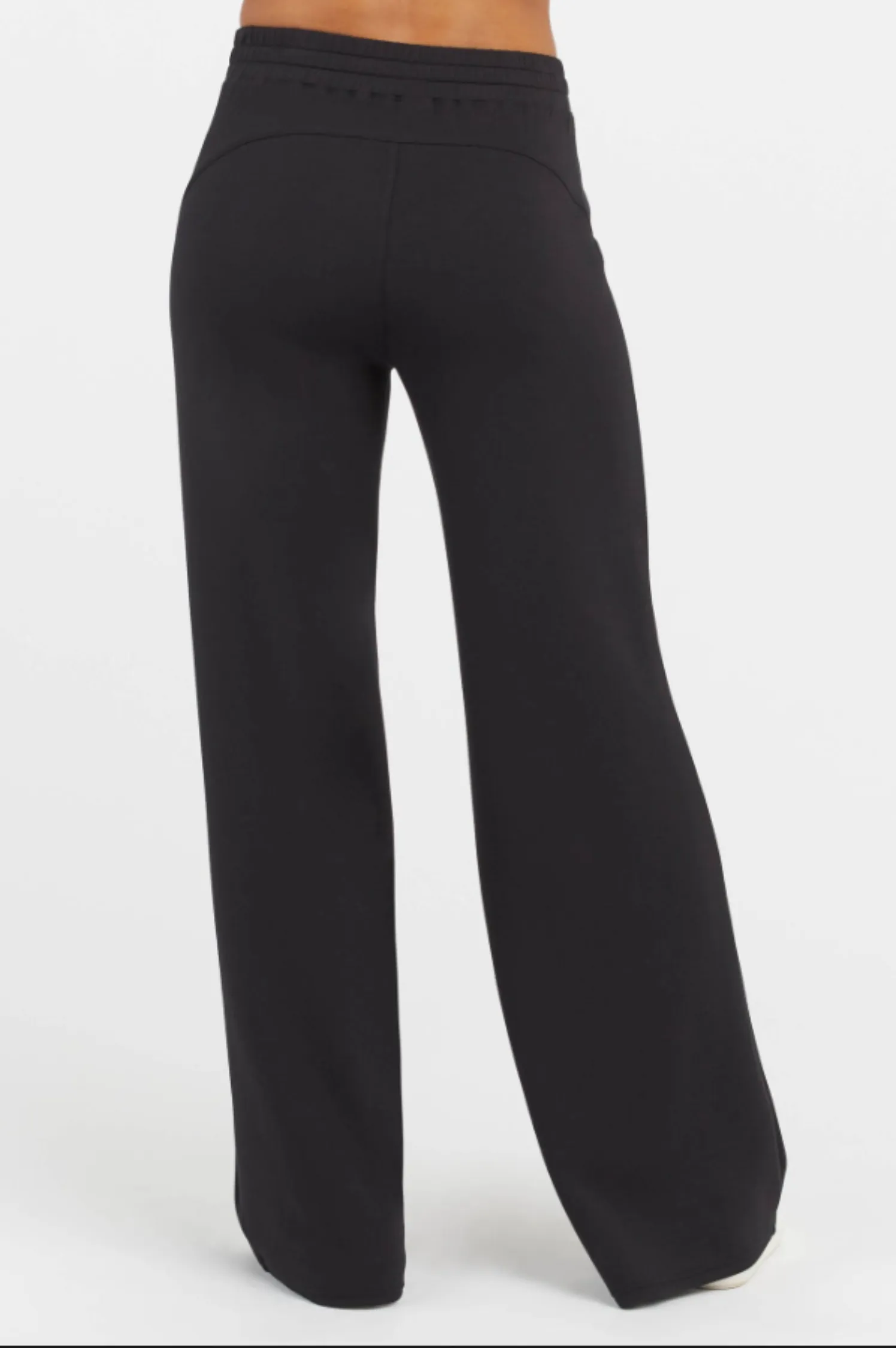 AirEssentials Wide Leg Pant