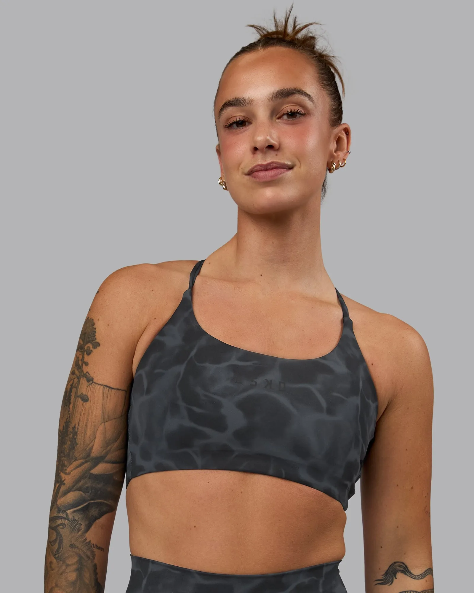 Twist Sports Bra - Tranquil-Black